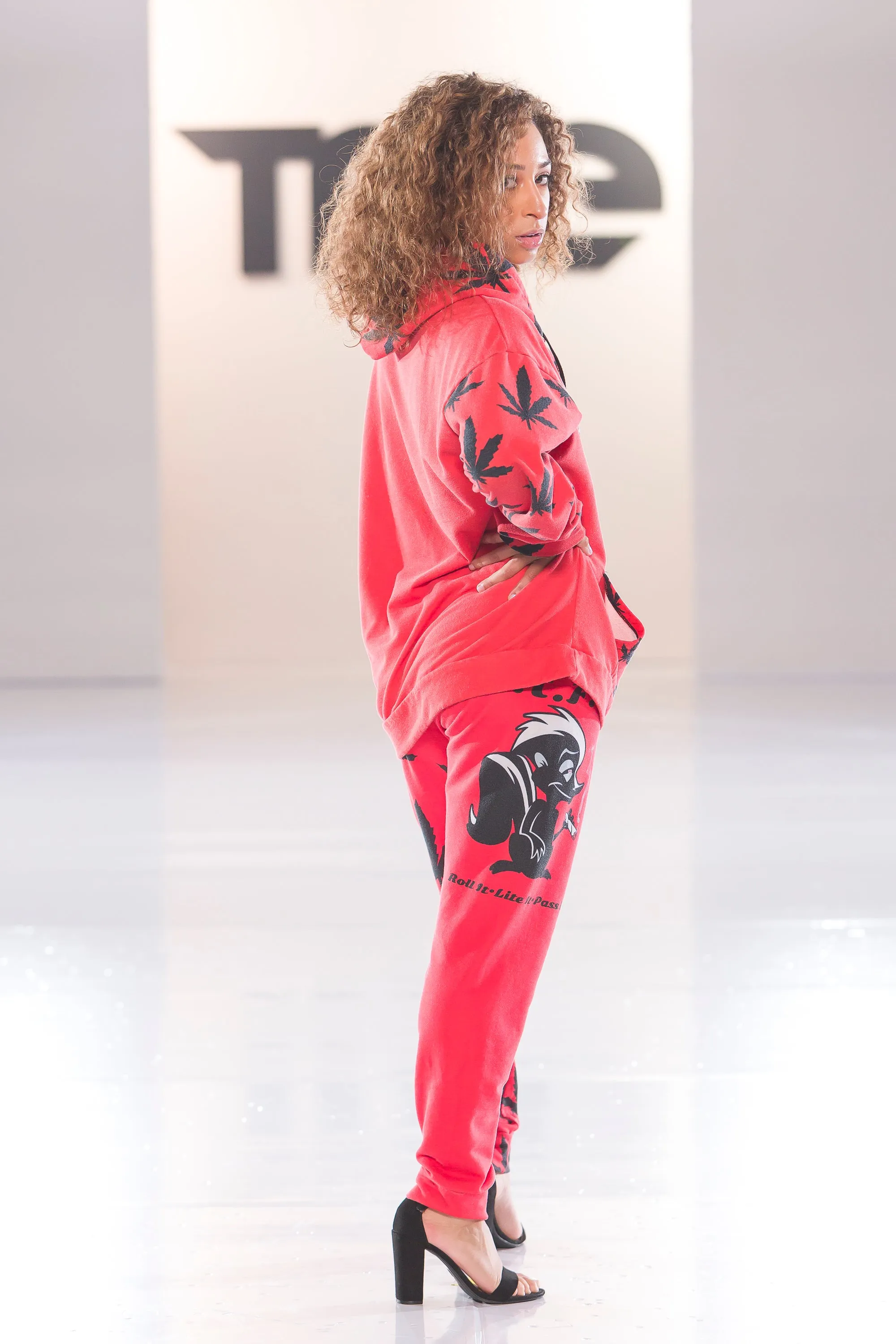 420 Skunk Joggers - Red