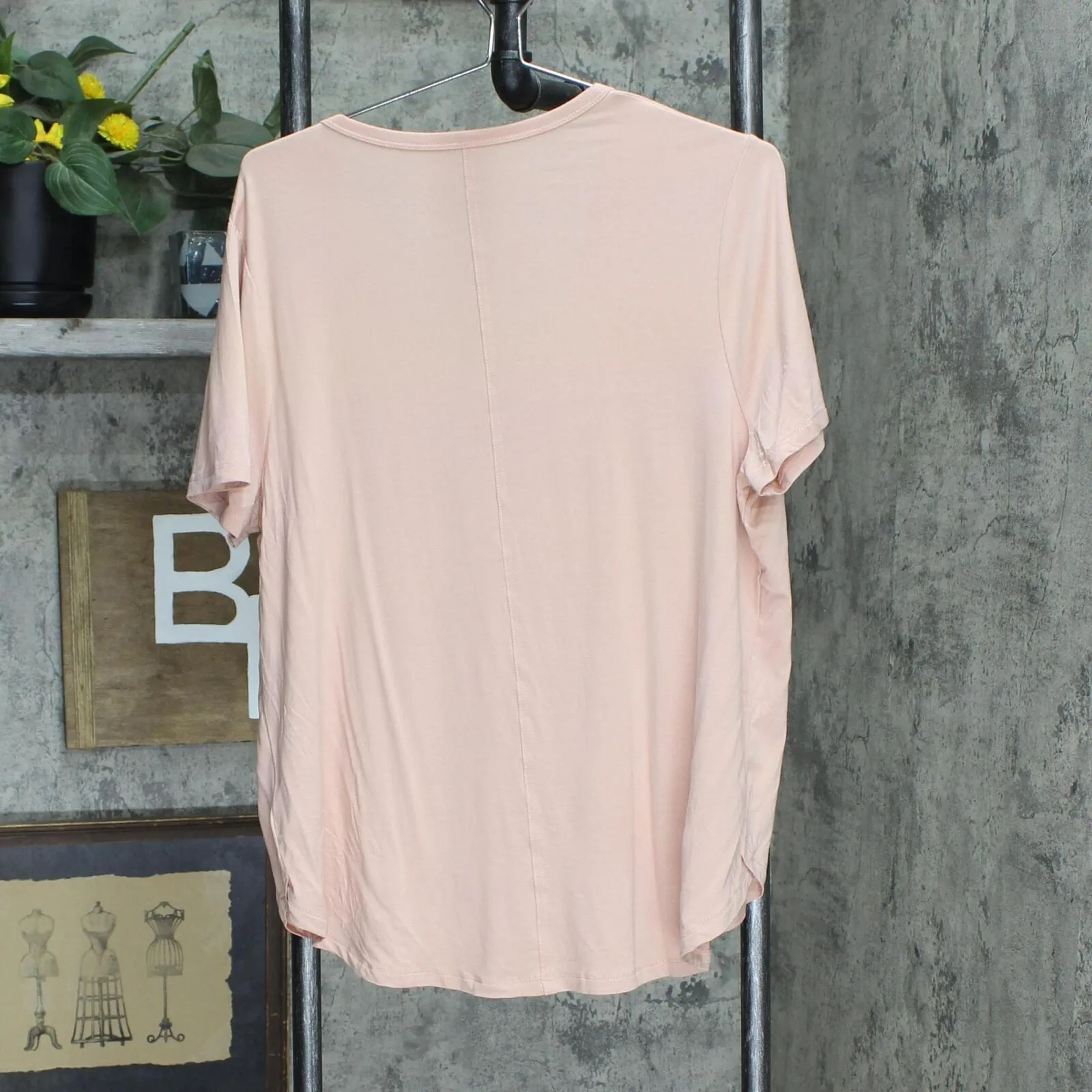 A New Day Women's Short Sleeve Scoop Neck T-Shirt 78120874 Light Pink XL