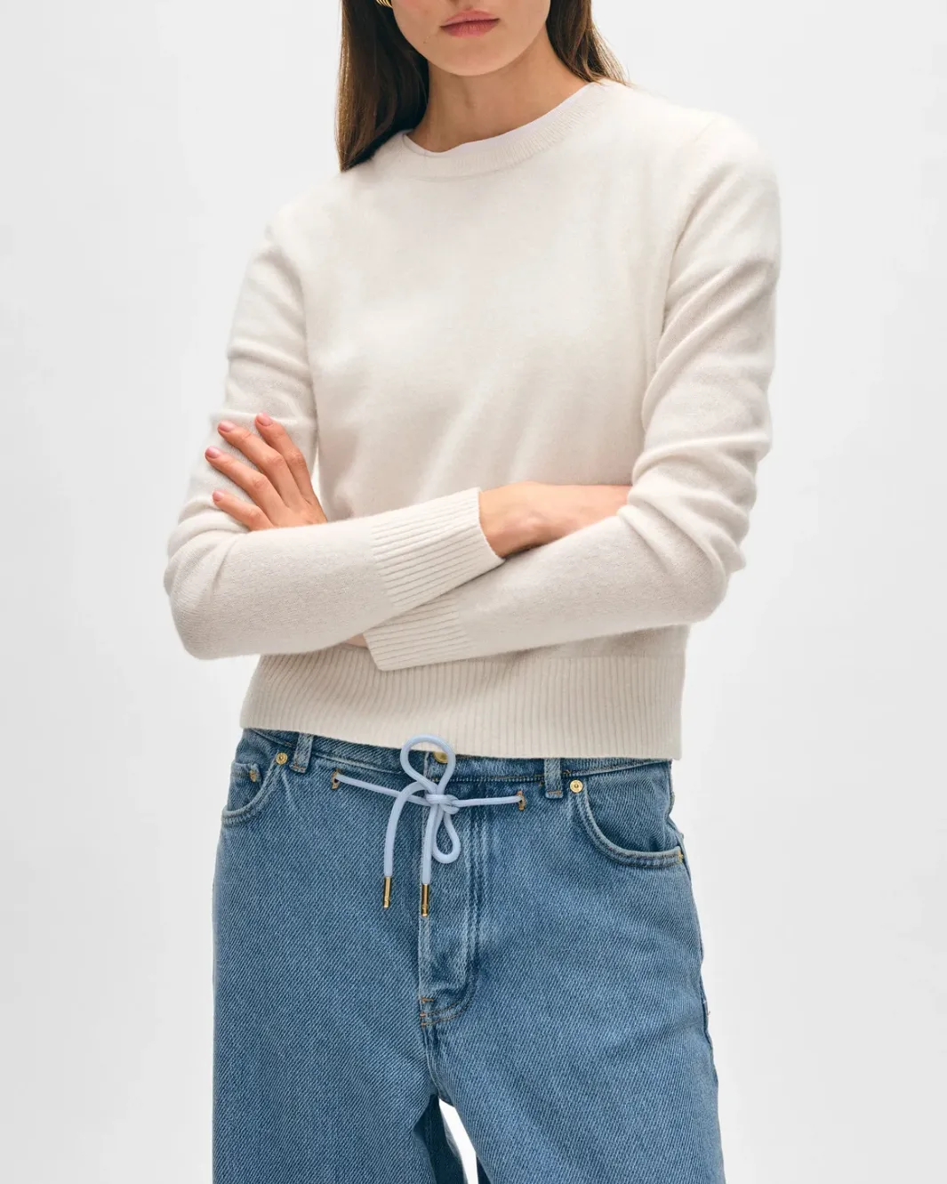 CASHMERE SHRUNKEN CREWNECK IN SOFT WHITE