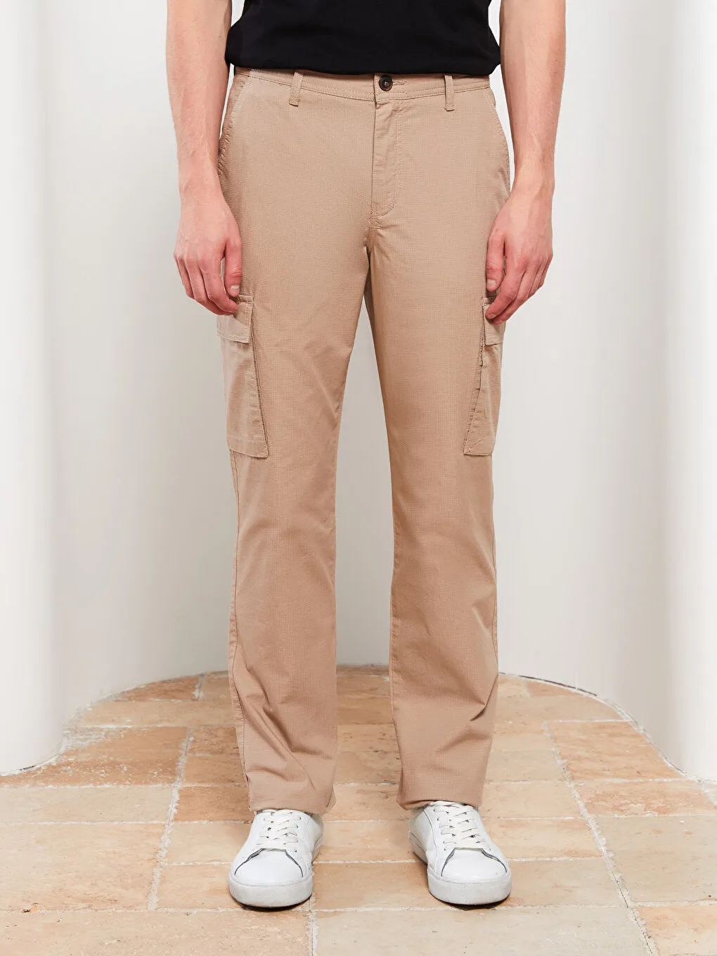 Comfortable Fit Gabardine Men's Cargo Trousers