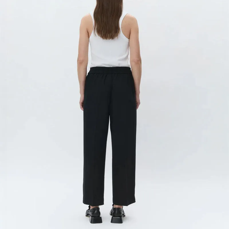 DAY BIRGER ET MIKKELSEN Jonah Classic Gabardine Trousers in Black