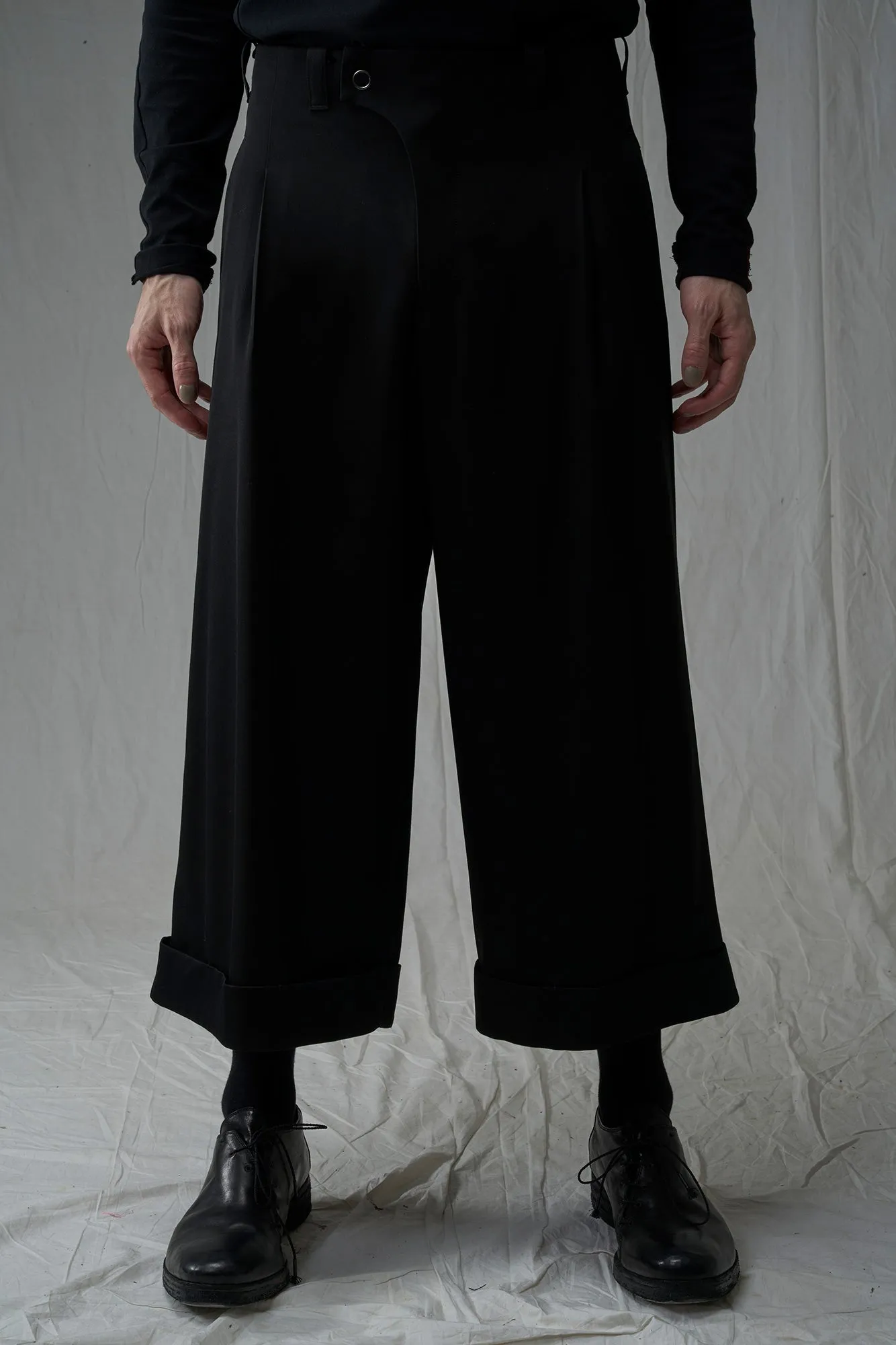 DEVOA Trouser Wool Gabardine Ultra Black