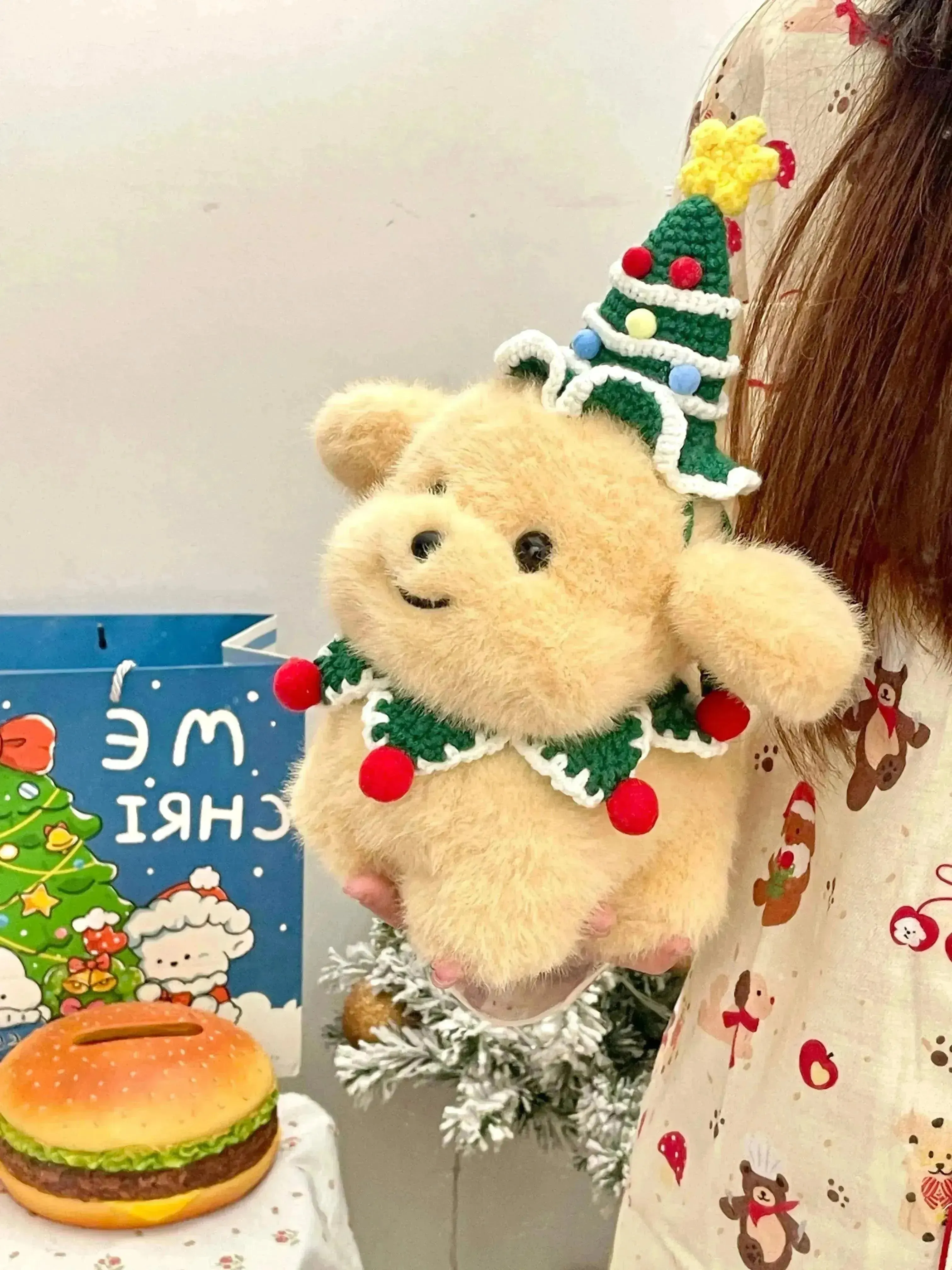 Dressed up Puppy Plushie (21 cm)
