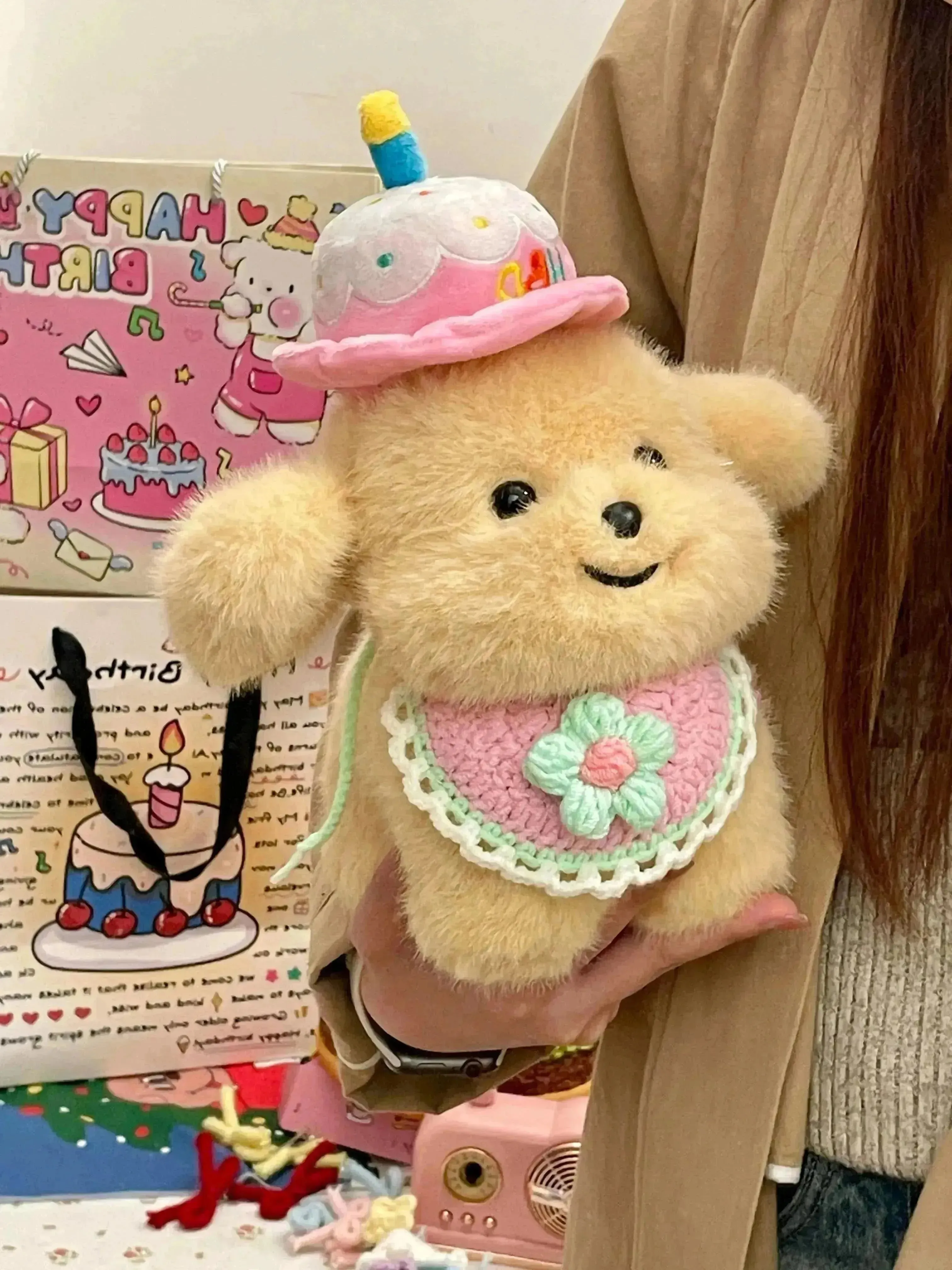 Dressed up Puppy Plushie (21 cm)