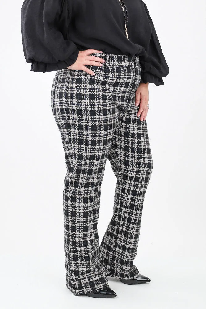 Flowing Flare Plaid Trousers - Black