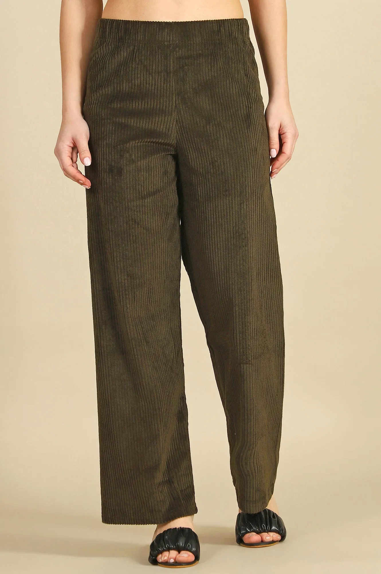 Green Solid Cotton Blend Straight Pants