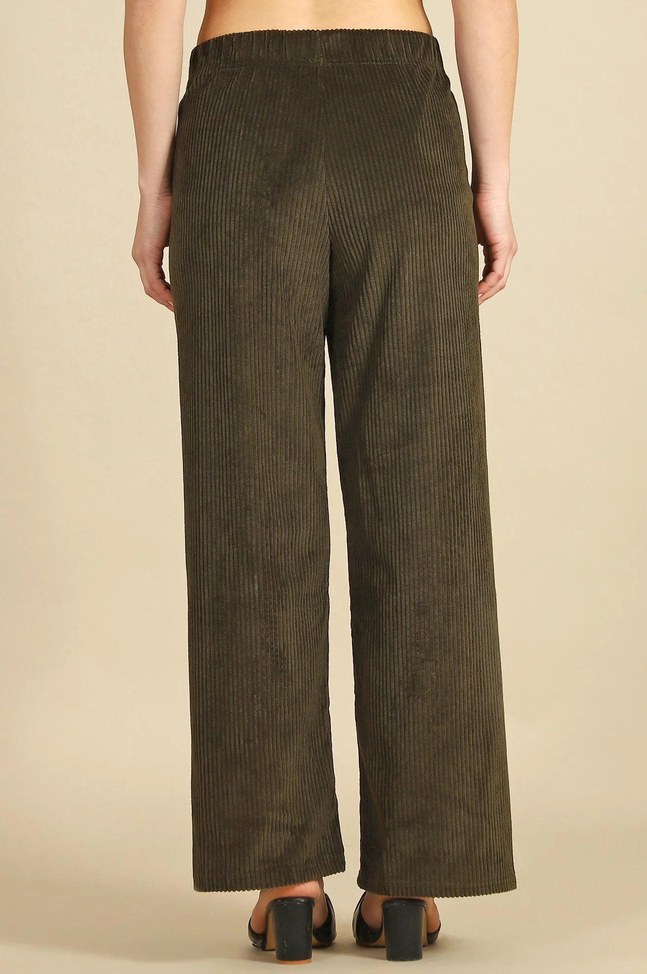 Green Solid Cotton Blend Straight Pants