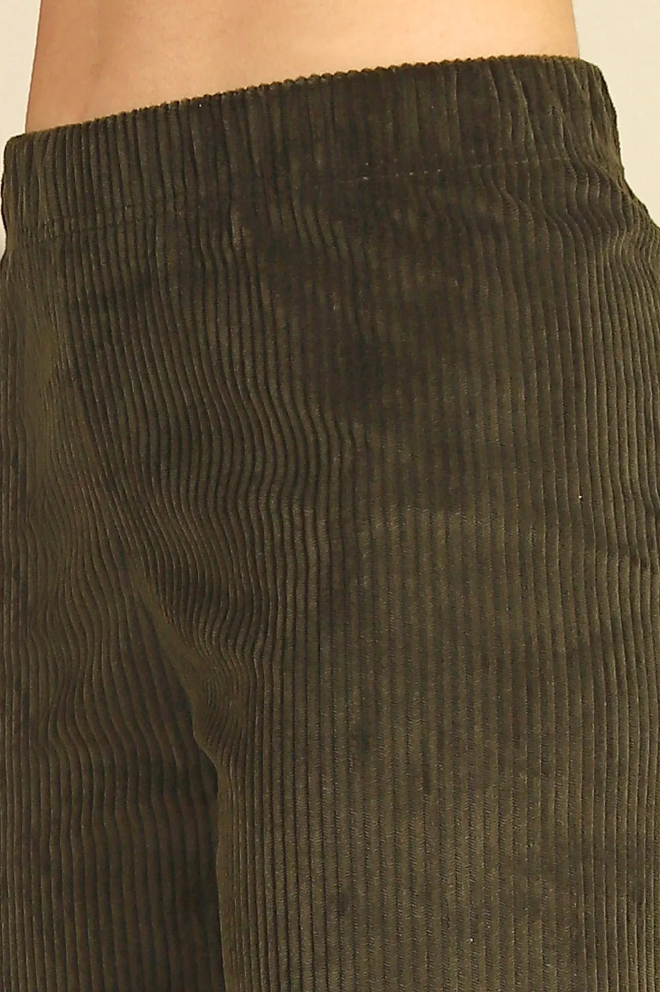 Green Solid Cotton Blend Straight Pants