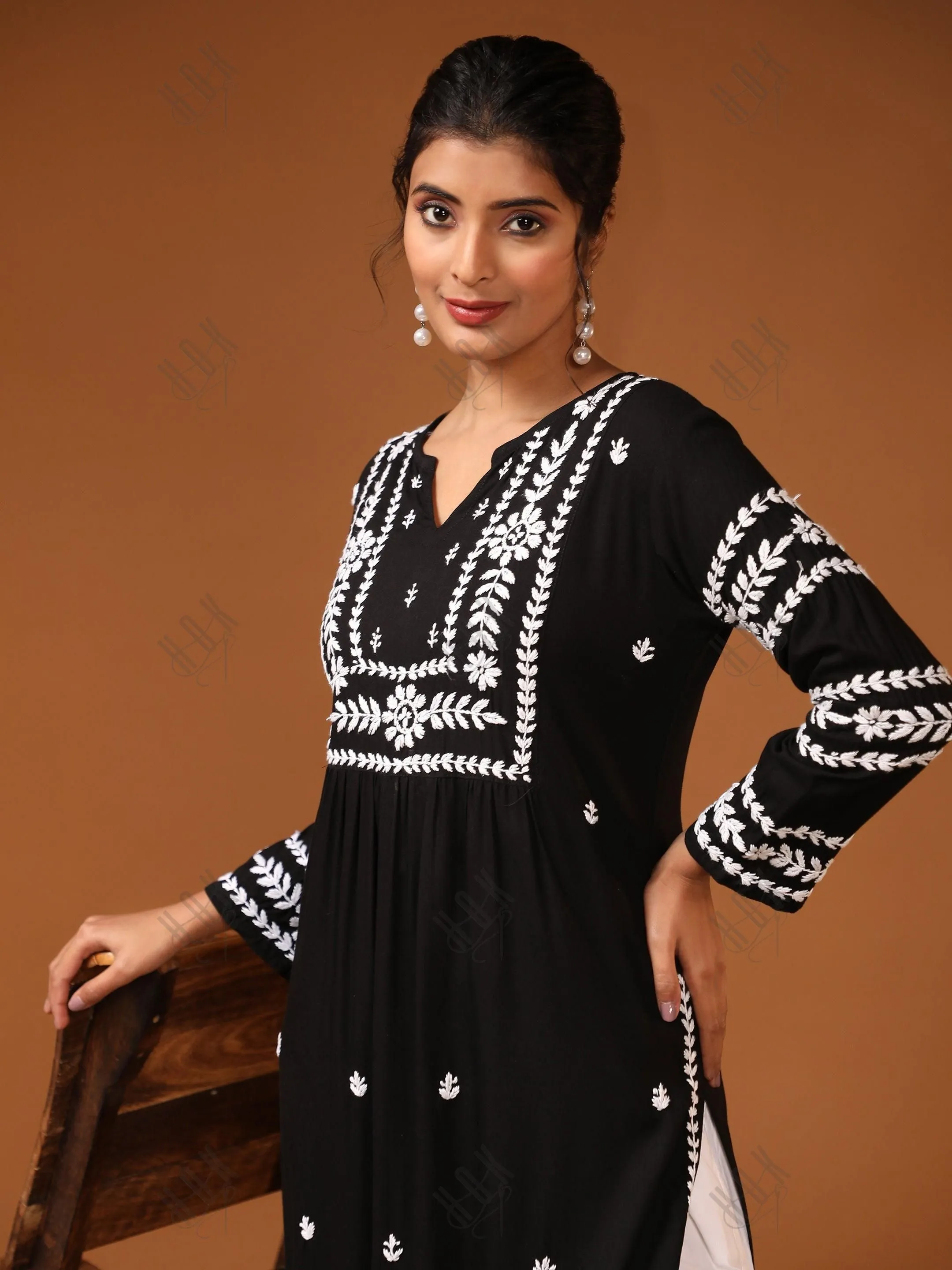 HOK chikankari Long Kurta in Rayon Cotton for Women - Black