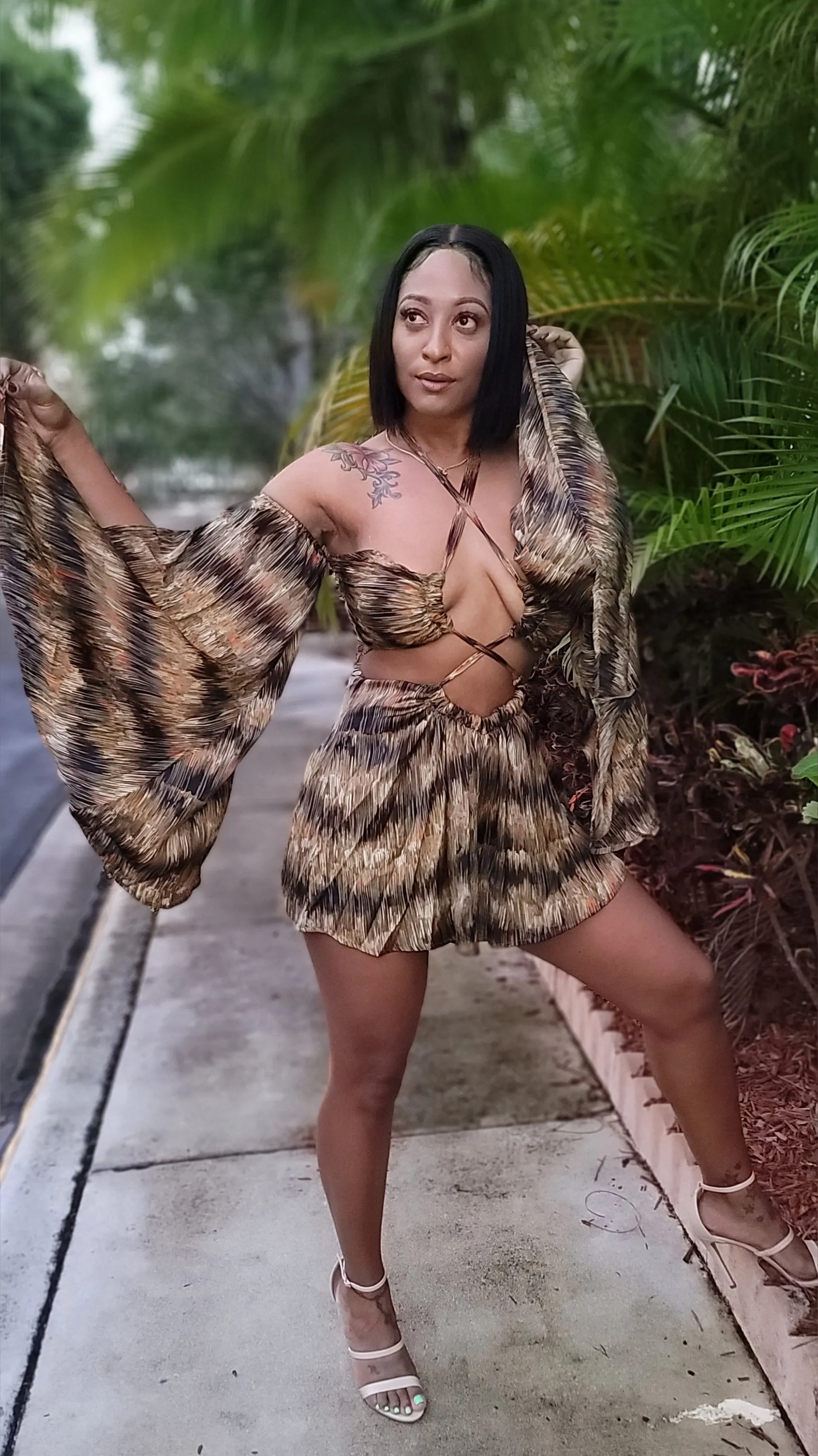 Island Tingz Bohemian Romper | Olive