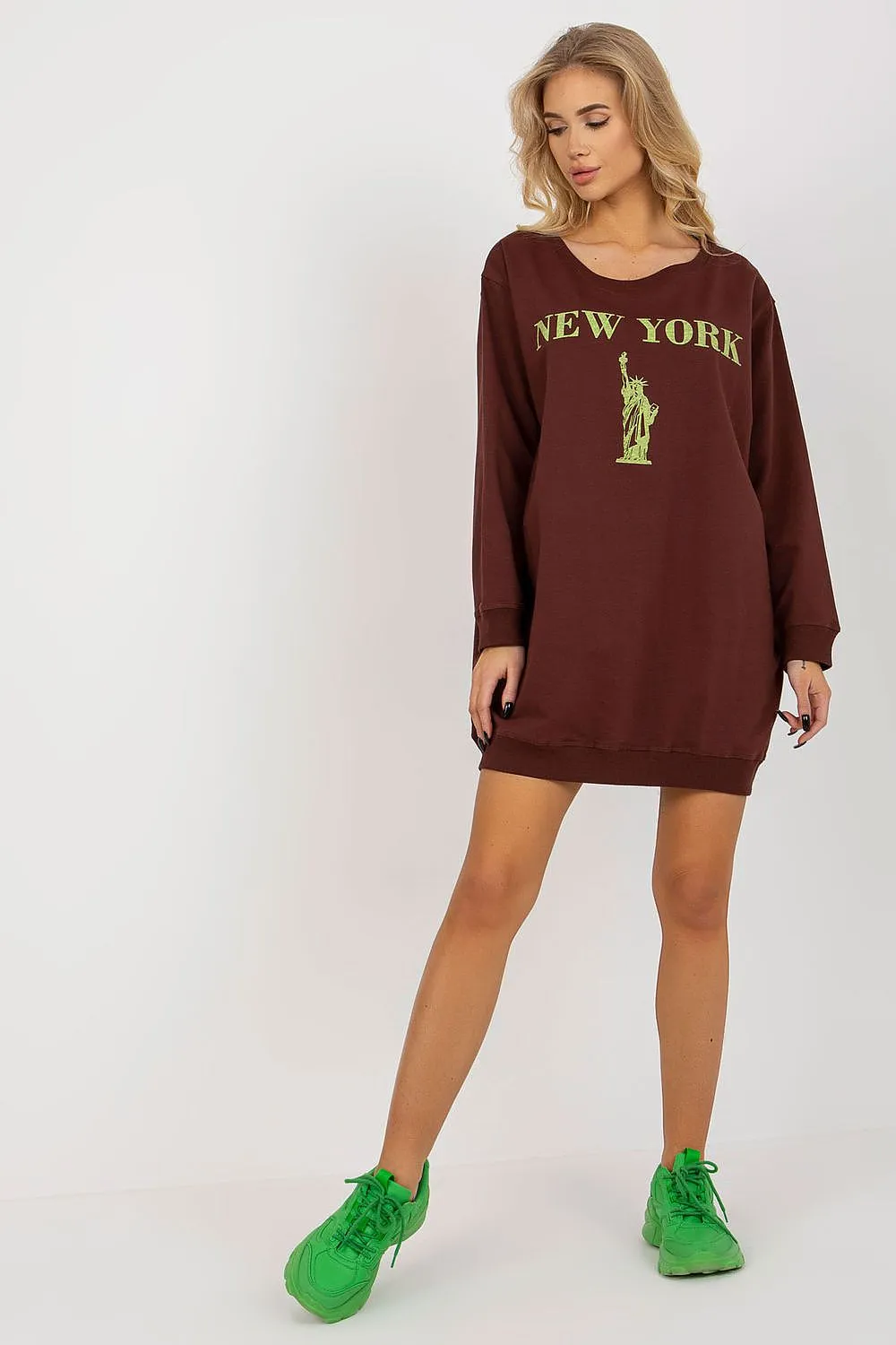 JTDF New York Oversized Women's Sweatshirt with Bold Front Print
