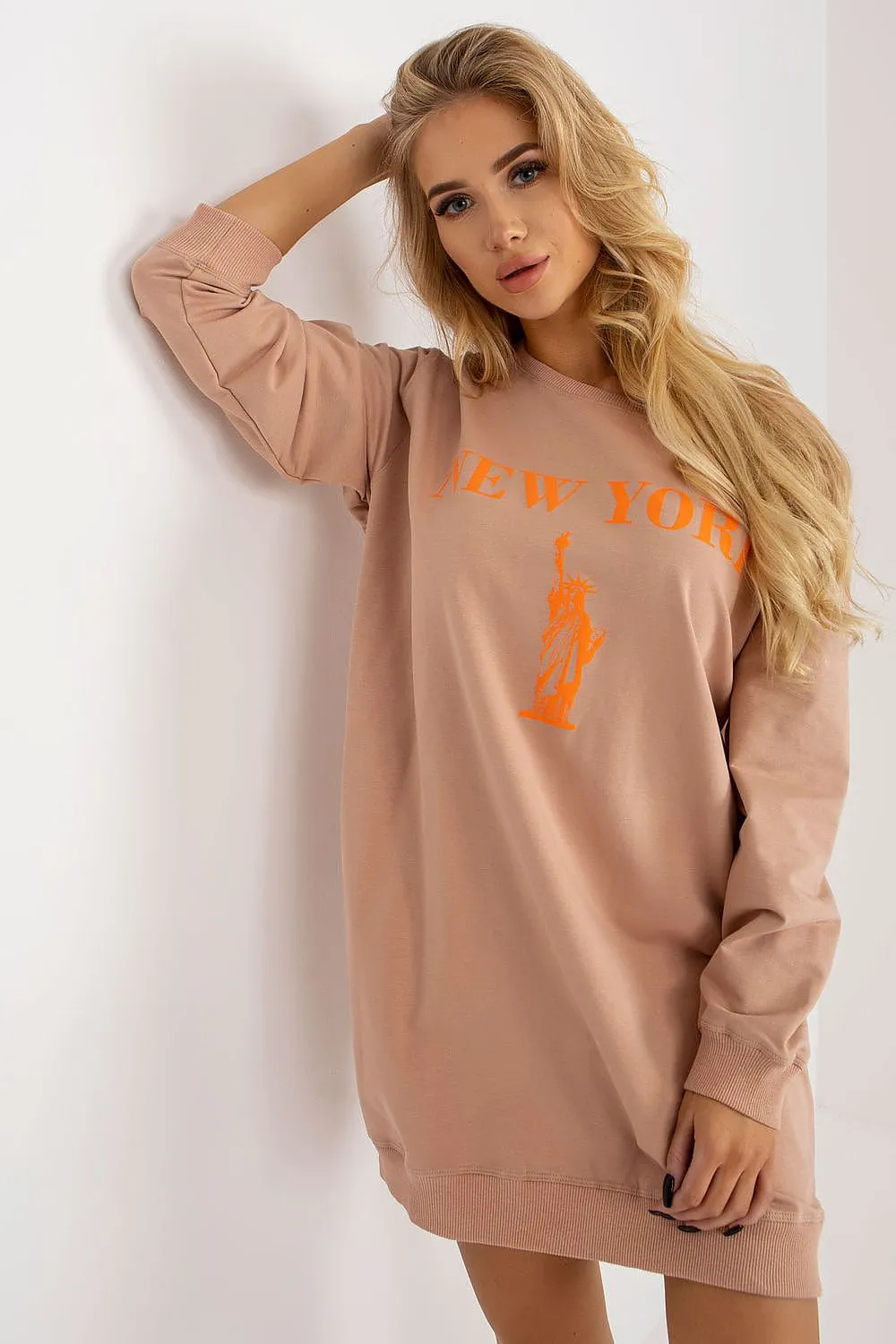 JTDF New York Oversized Women's Sweatshirt with Bold Front Print