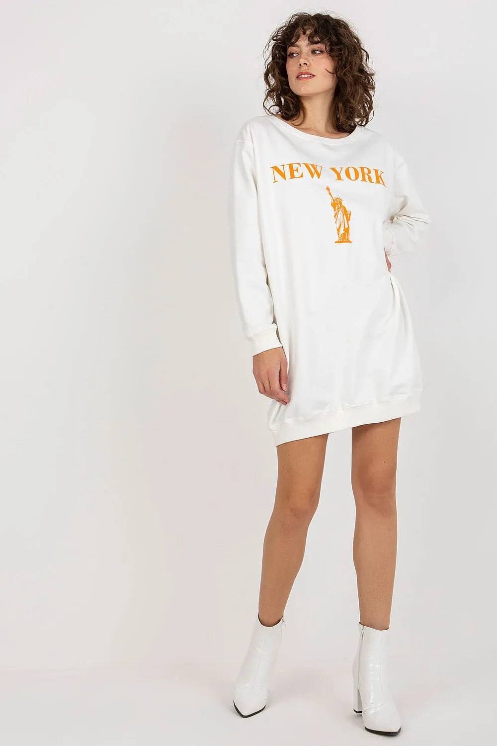 JTDF New York Oversized Women's Sweatshirt with Bold Front Print