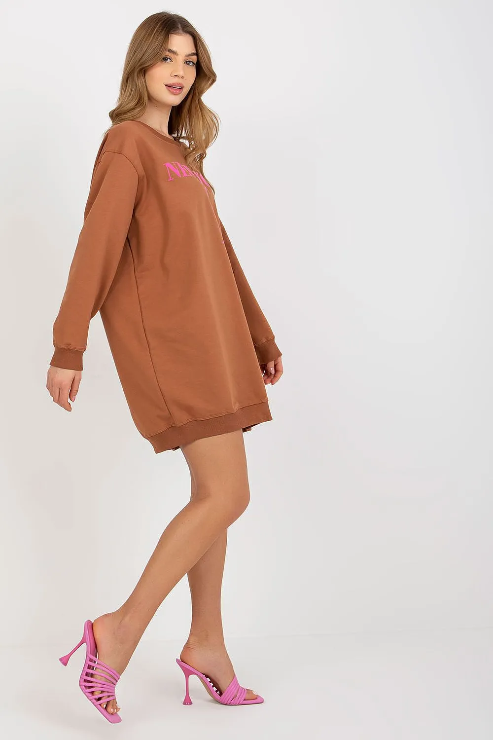 JTDF New York Oversized Women's Sweatshirt with Bold Front Print
