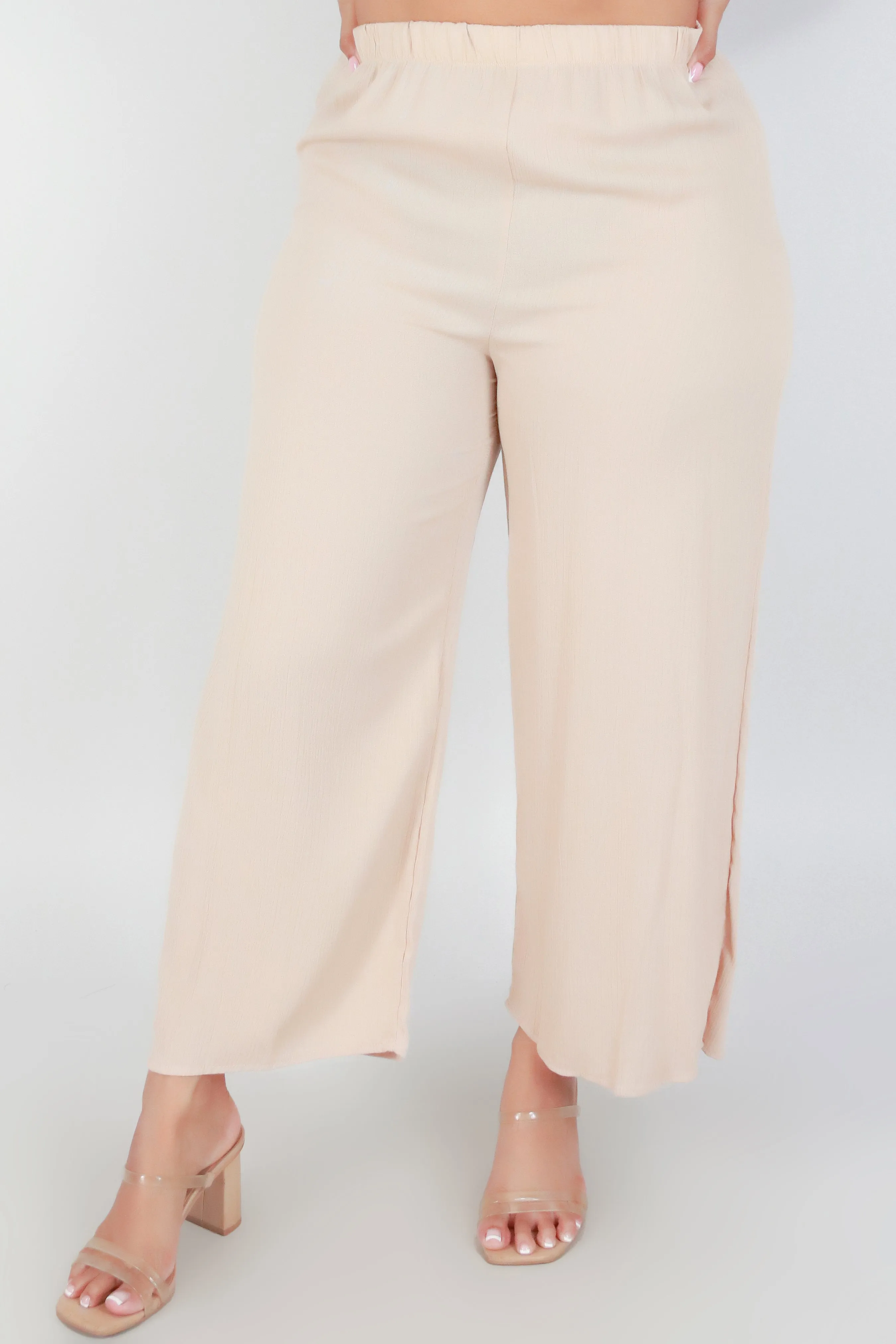 LOOK ME UP CAPRI PANTS