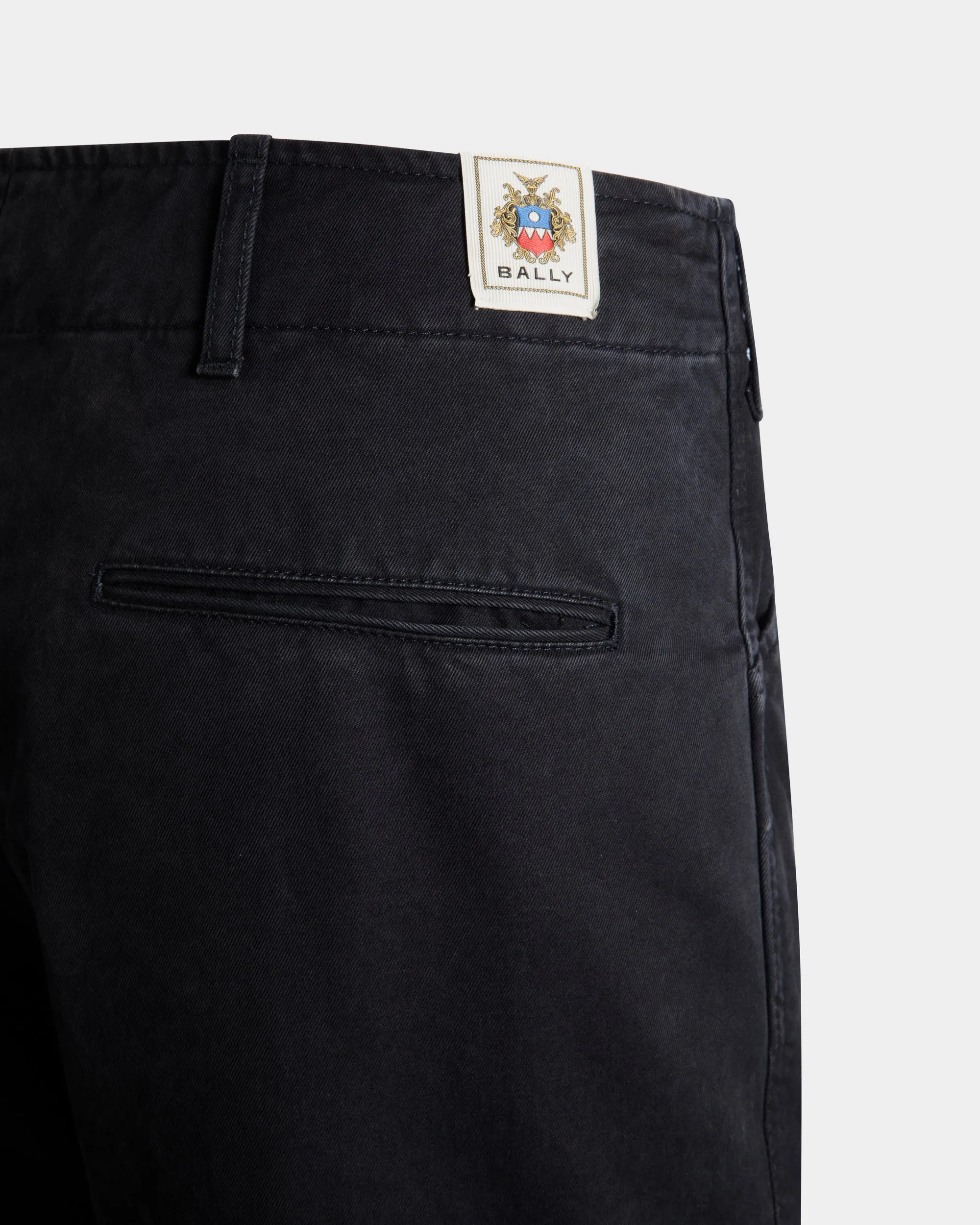M4BA482F - Trousers
