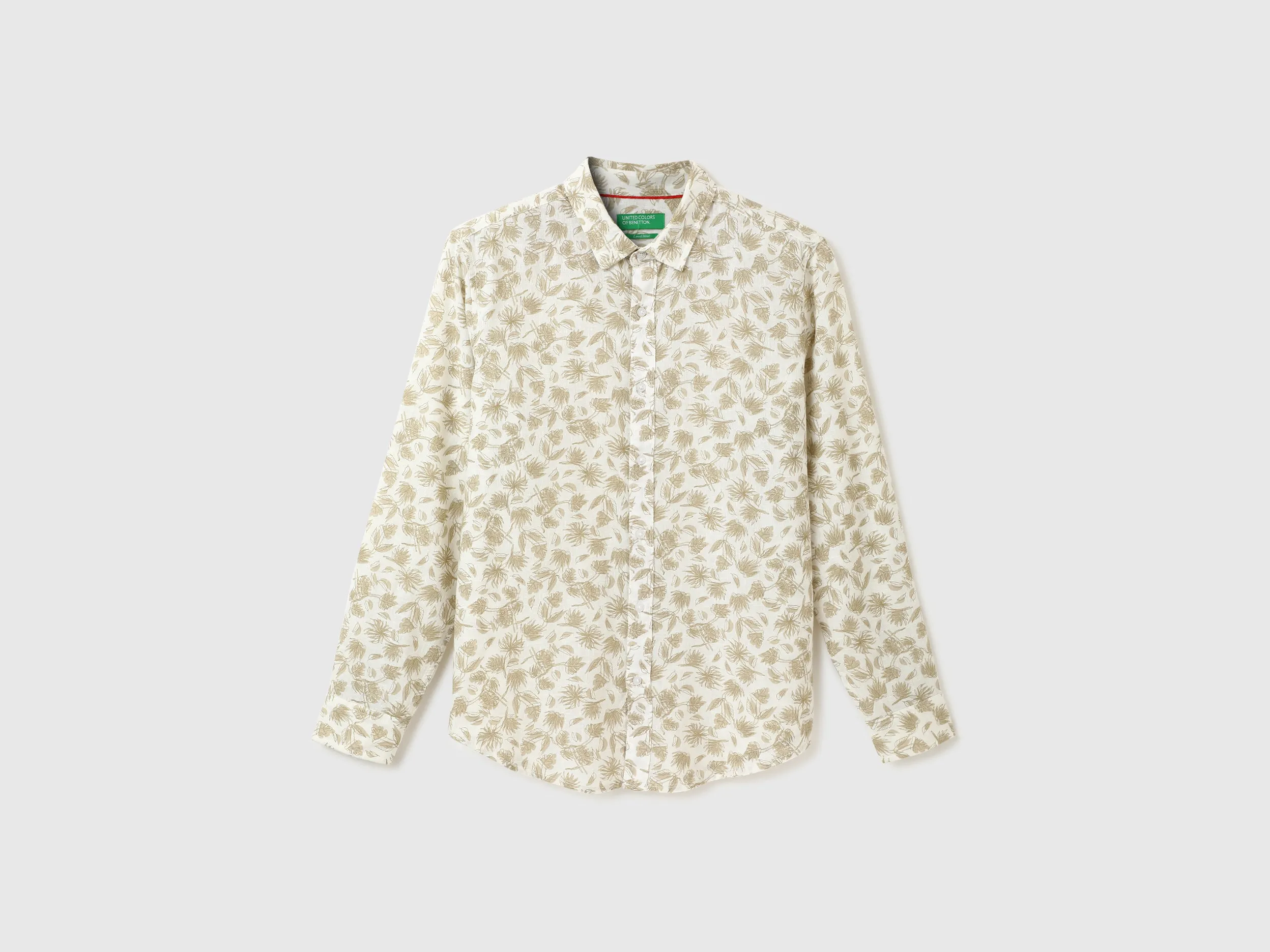 Men Printed Spread Collar Shirt