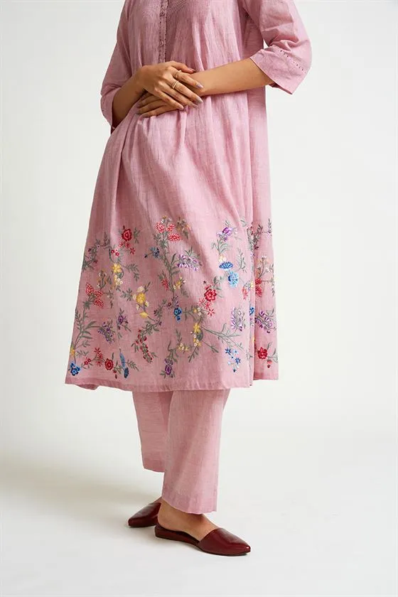Payal Pratap   -   Rock Garden Phlox Embroidered Kurta Pant Set (2pcs)