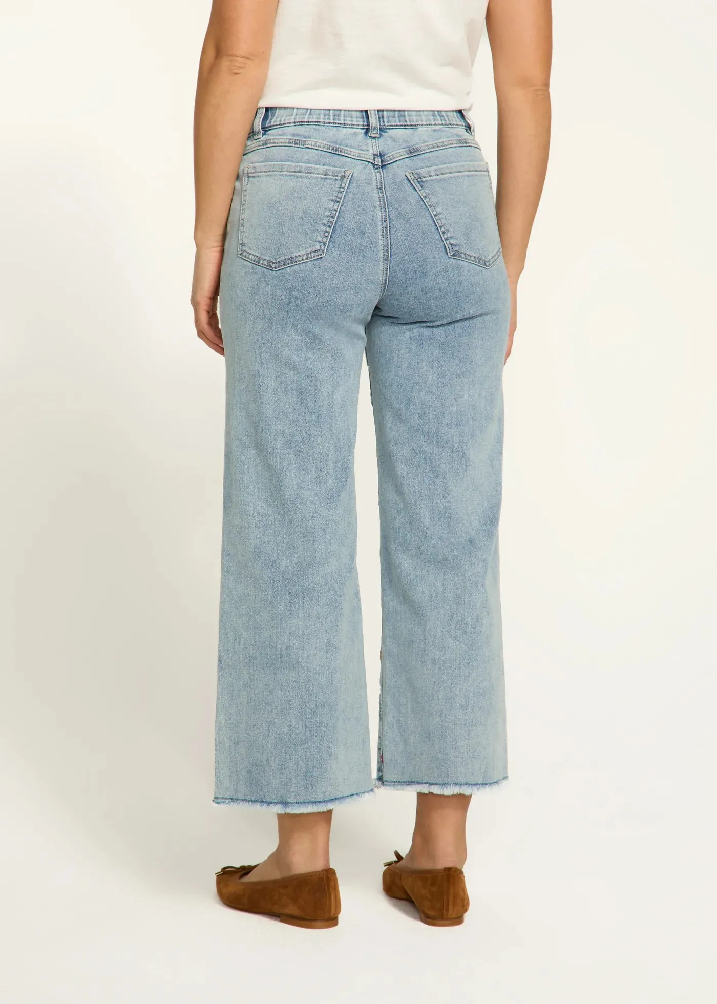 Pull-On Embroidered Floral Jean