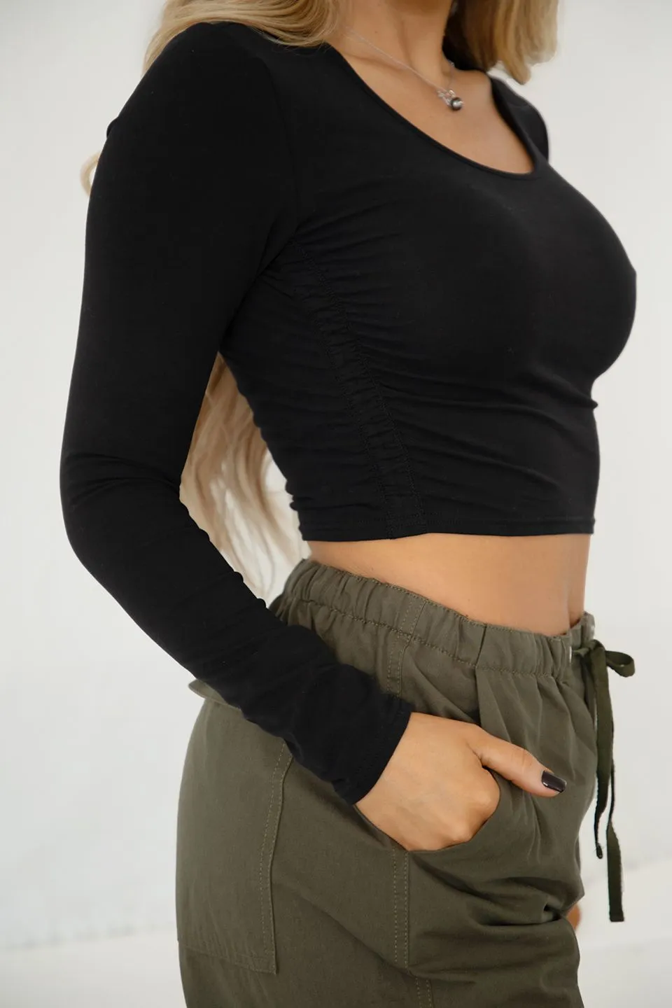 "You Know the Vibes" Crop Top