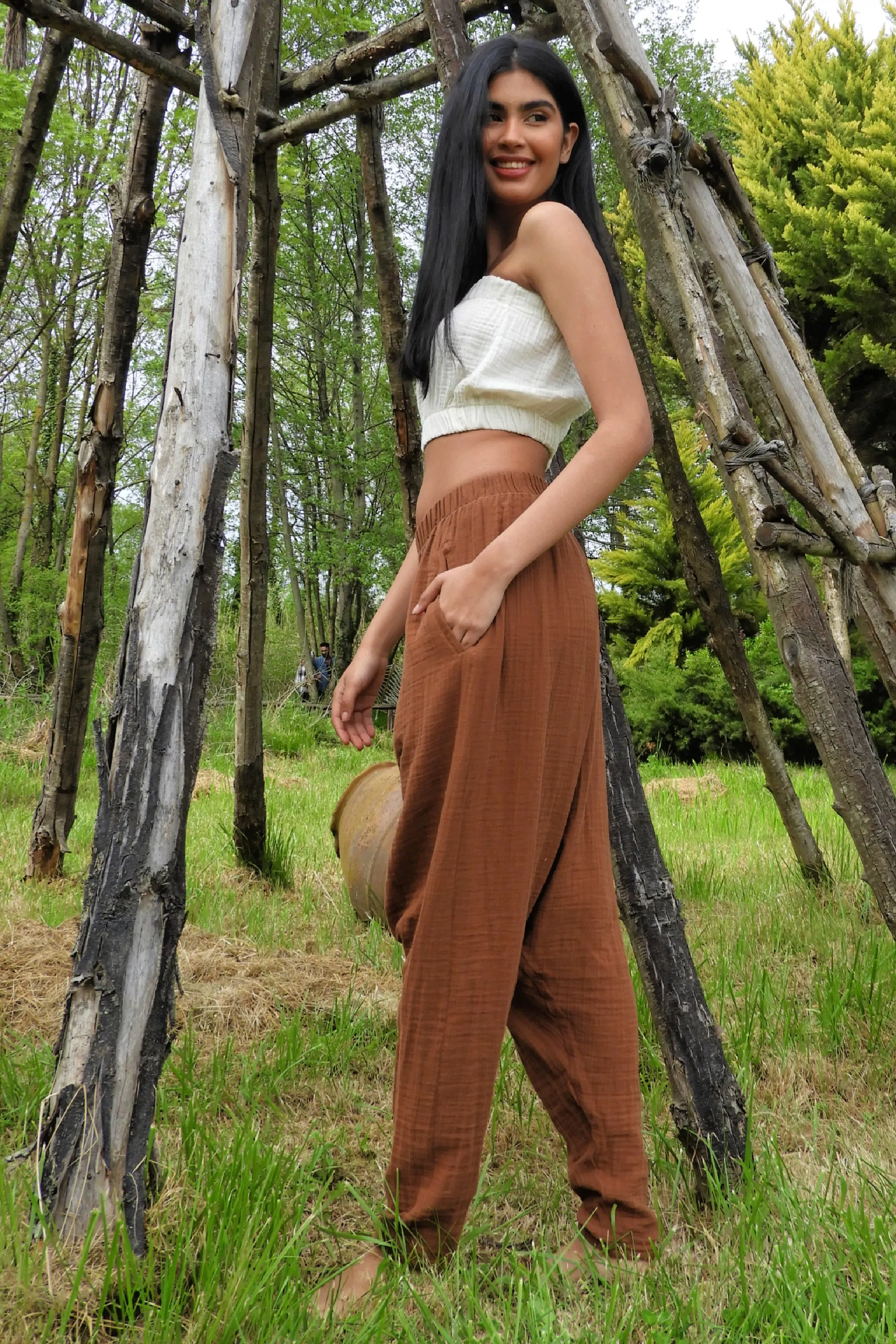 RELAX Women's Organic Gauze Cotton Harem Pants (Brown)