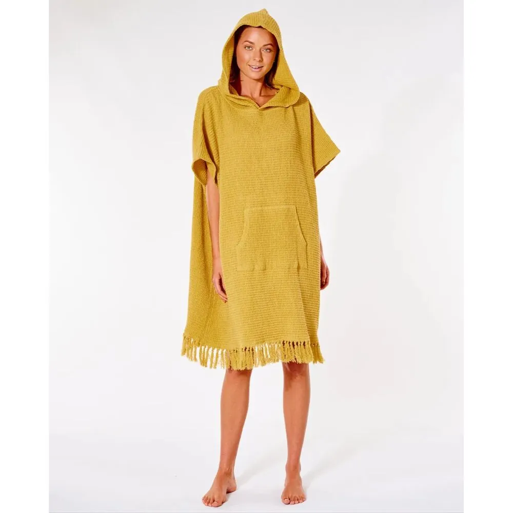 RIP CURL WOMEN'S STONEWASH HOODED TOWEL GOLD