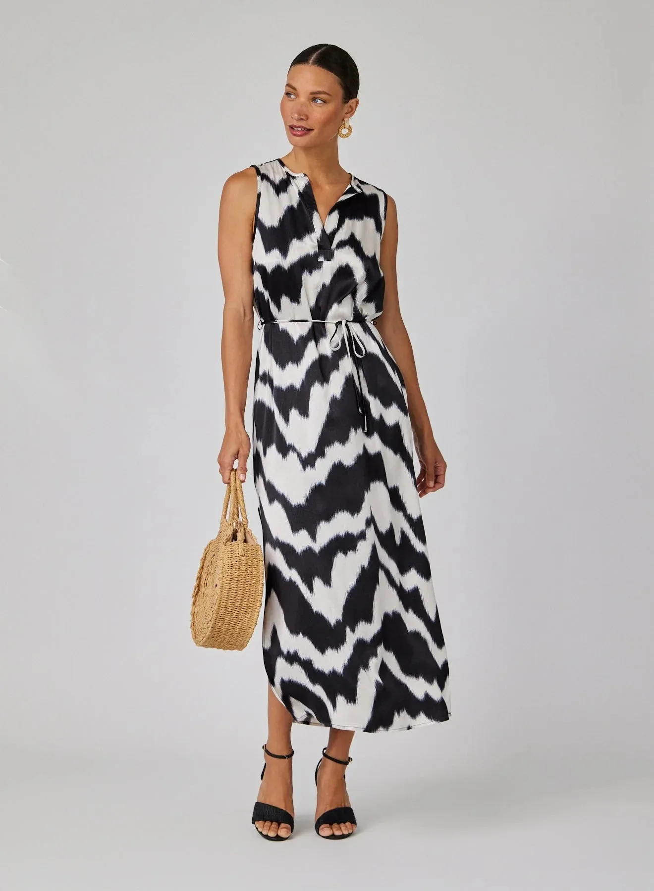 Sleevless Ikat Print Maxi Dress