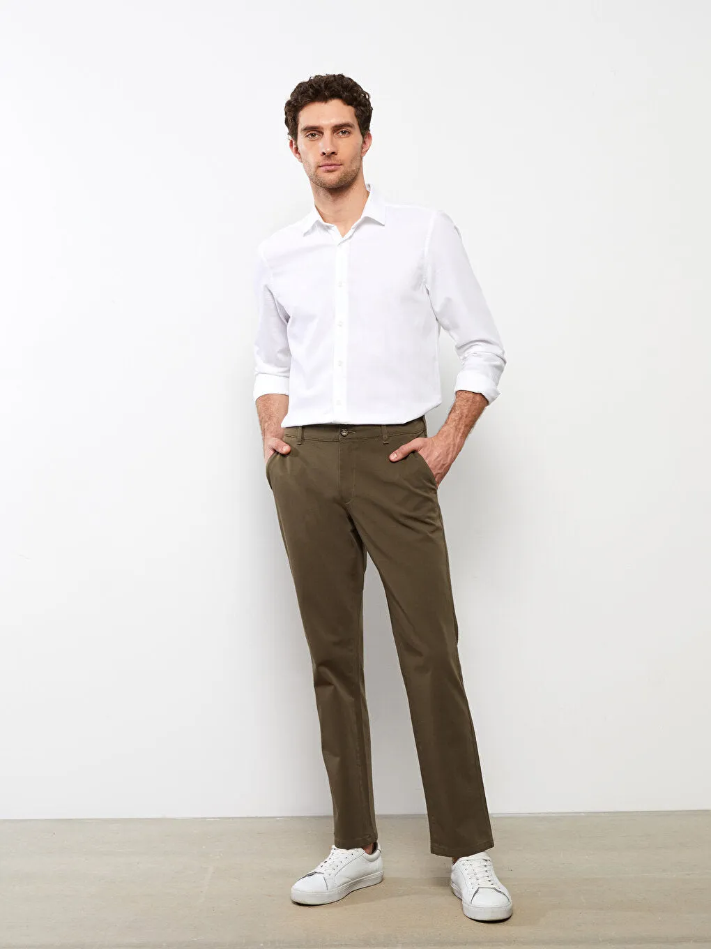 Standard Mold Gabardine Men's Chino Trousers