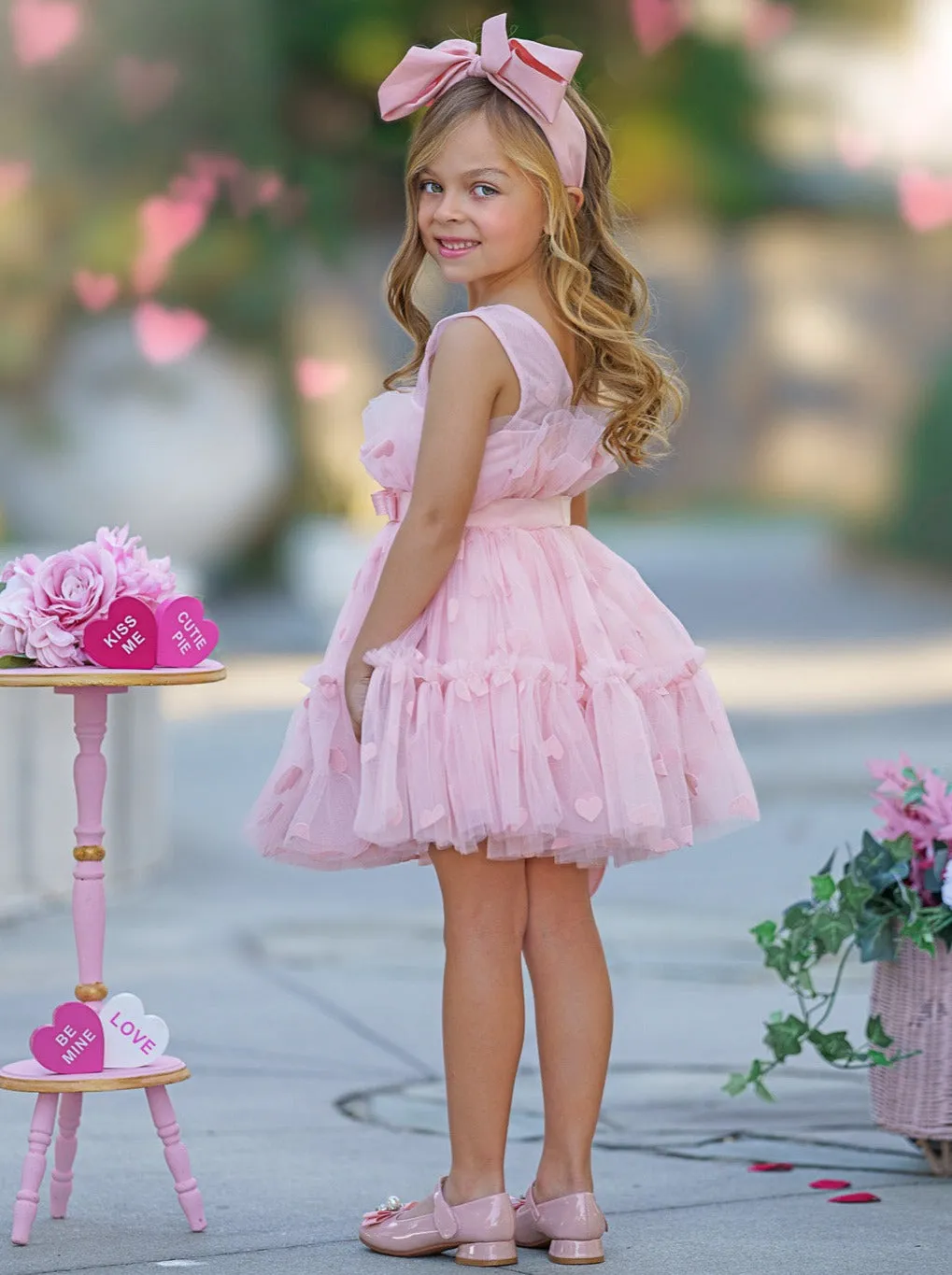 Sweetheart Chic Fanned Tulle Dress