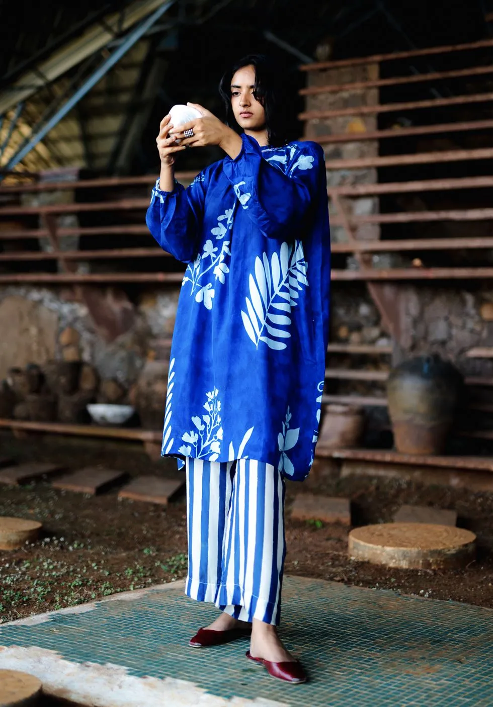 YAM   I  Double Bay  THIVA SET KURTA SET PURE SILK HABUTAI BLUE & WHITE Festive Collections YAMKU33