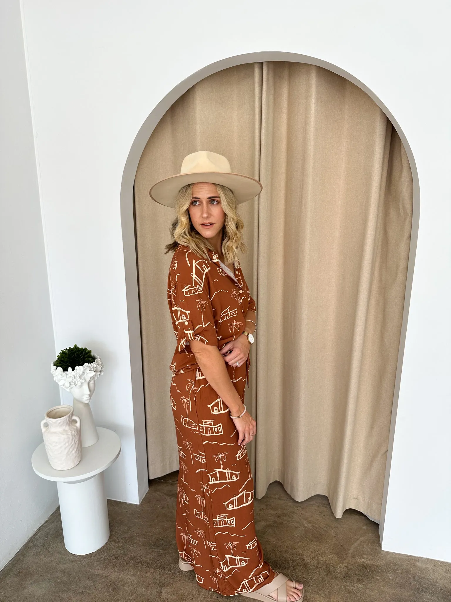 Yasmin Shirt- Coffee & beige